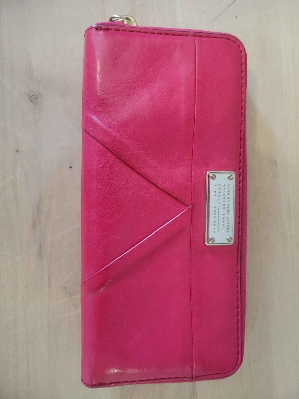 MARC JACOBS hot pink genuine leather wallet